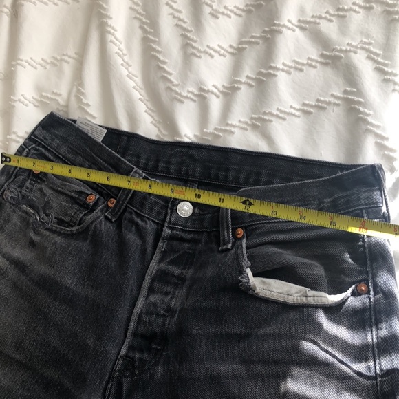 Authentic Vintage Levi’s Mid-Rise 501 Denim Button-Fly Jeans. Rare 31 Waist - Picture 9 of 9